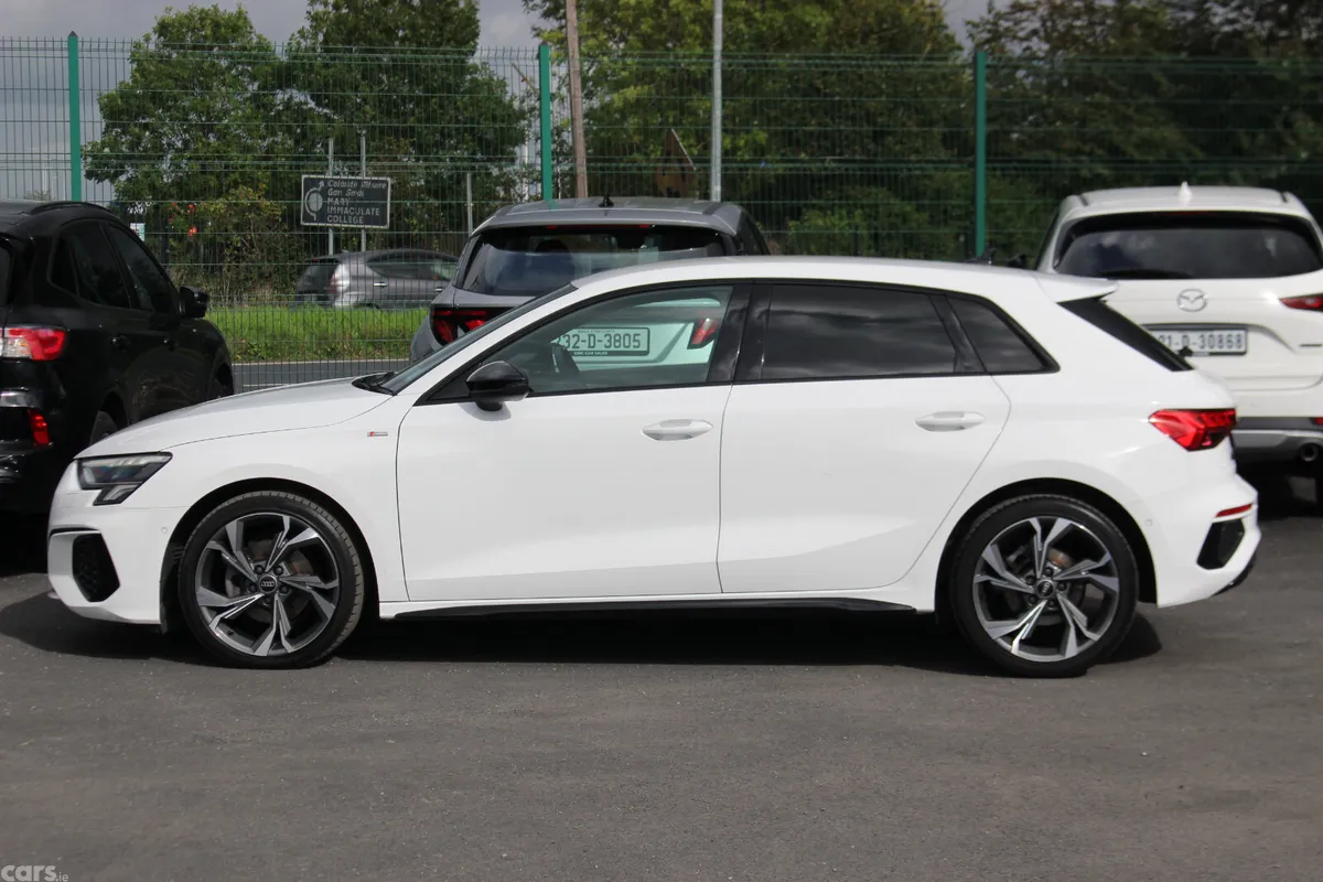 Audi A3 Hatchback, Diesel, 2023, White