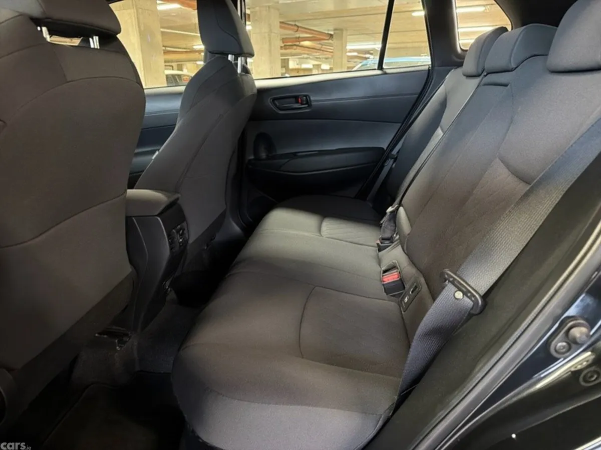 Toyota Corolla Cross Hatchback, Petrol Hybrid, 2026, Black