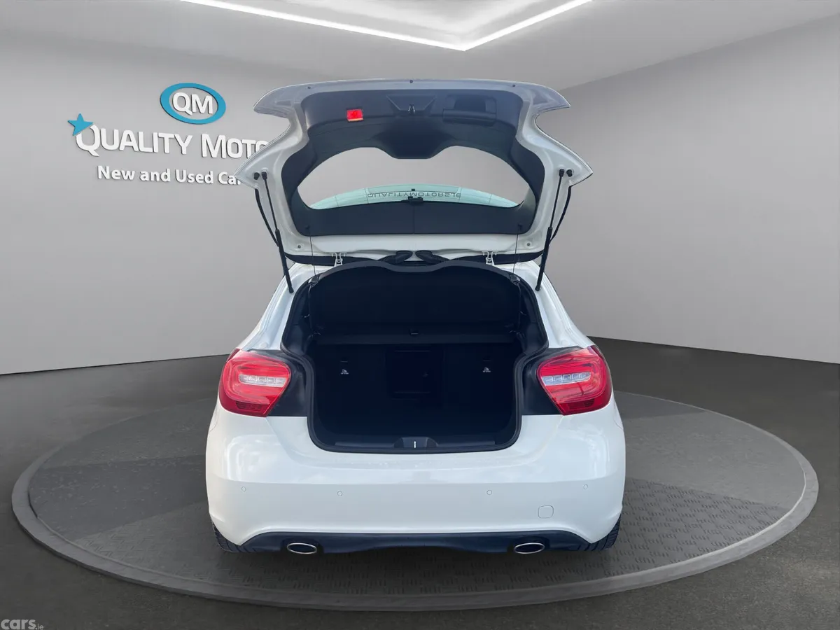 Mercedes-Benz A-Class Hatchback, Petrol, 2015, White