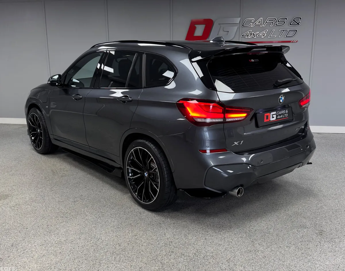 BMW X1 SUV, Petrol Hybrid, 2021, Grey