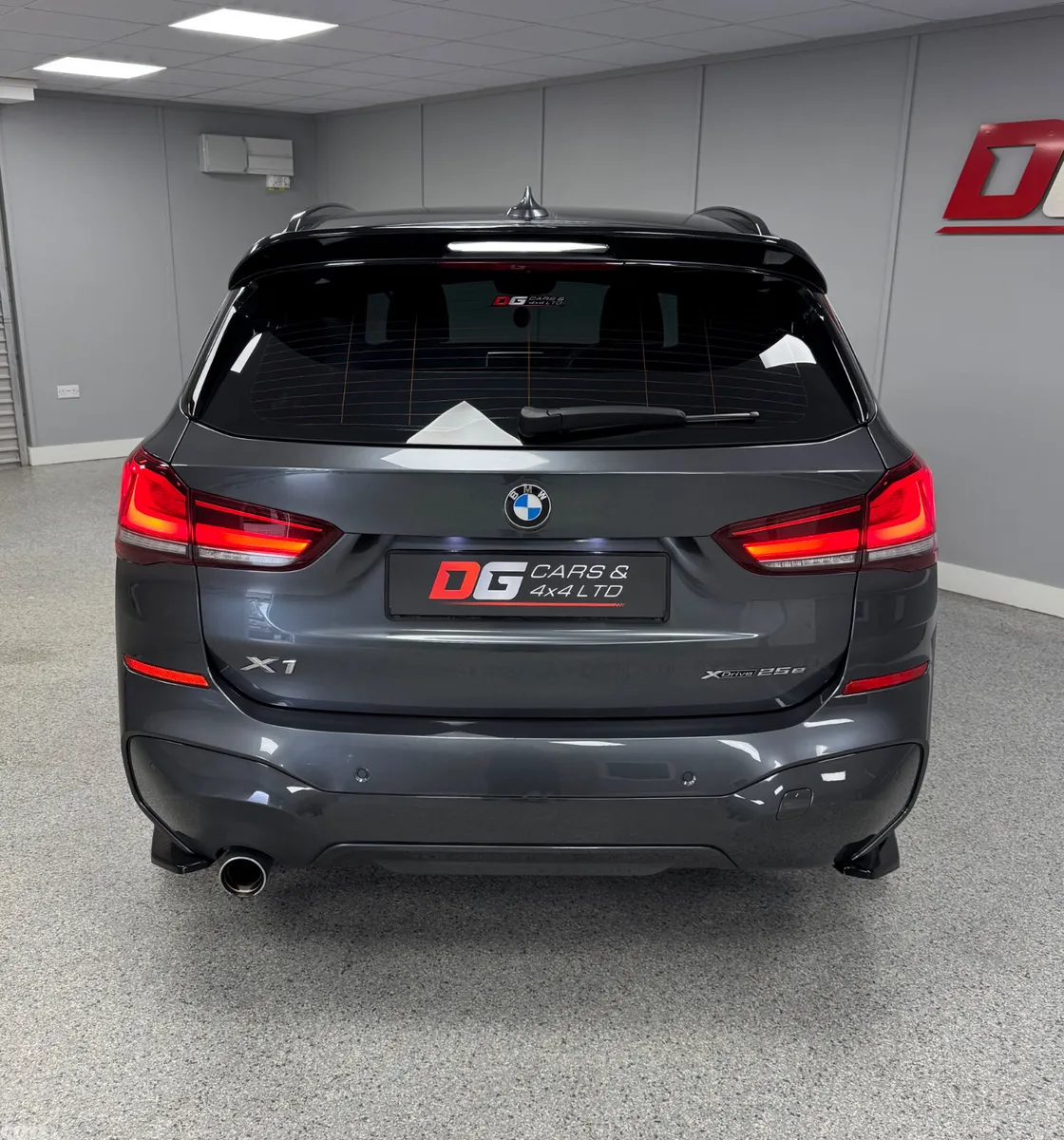 BMW X1 SUV, Petrol Hybrid, 2021, Grey