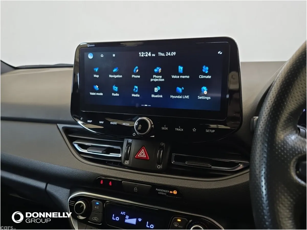 Hyundai i30 Hatchback, Petrol, 2023, Silver