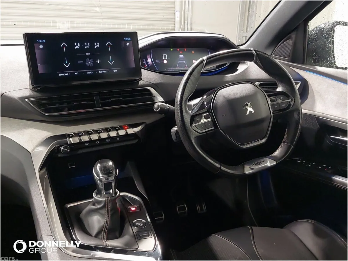 Peugeot 3008 Estate, Petrol, 2022, Black