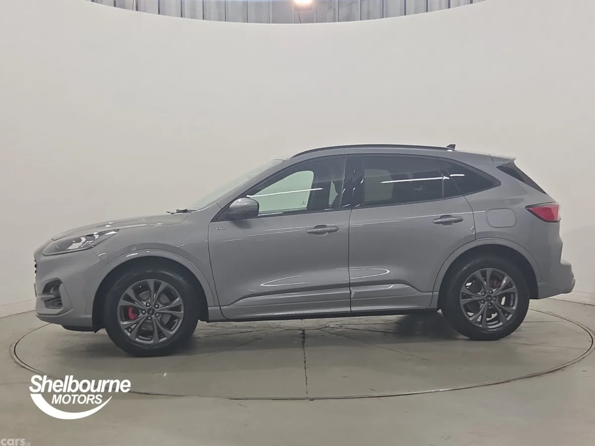 Ford Kuga Hatchback, Petrol, 2023, Silver
