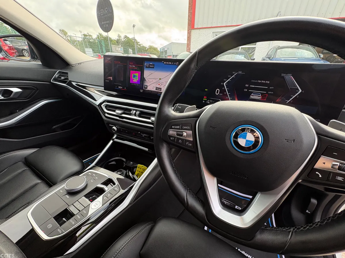 BMW 3-Series Saloon, Petrol Hybrid, 2022, White