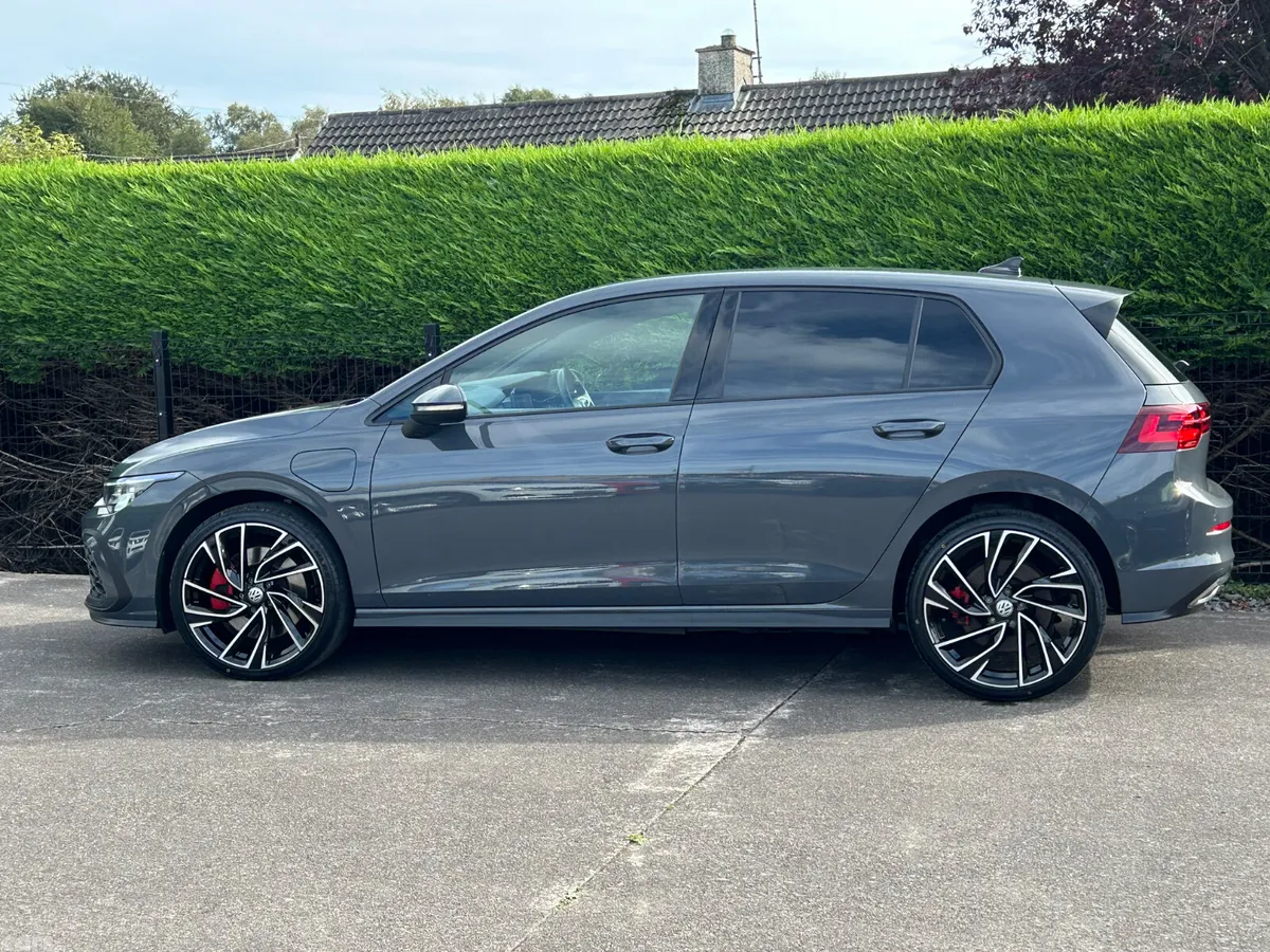 Volkswagen Golf Hatchback, Petrol Hybrid, 2021, Grey