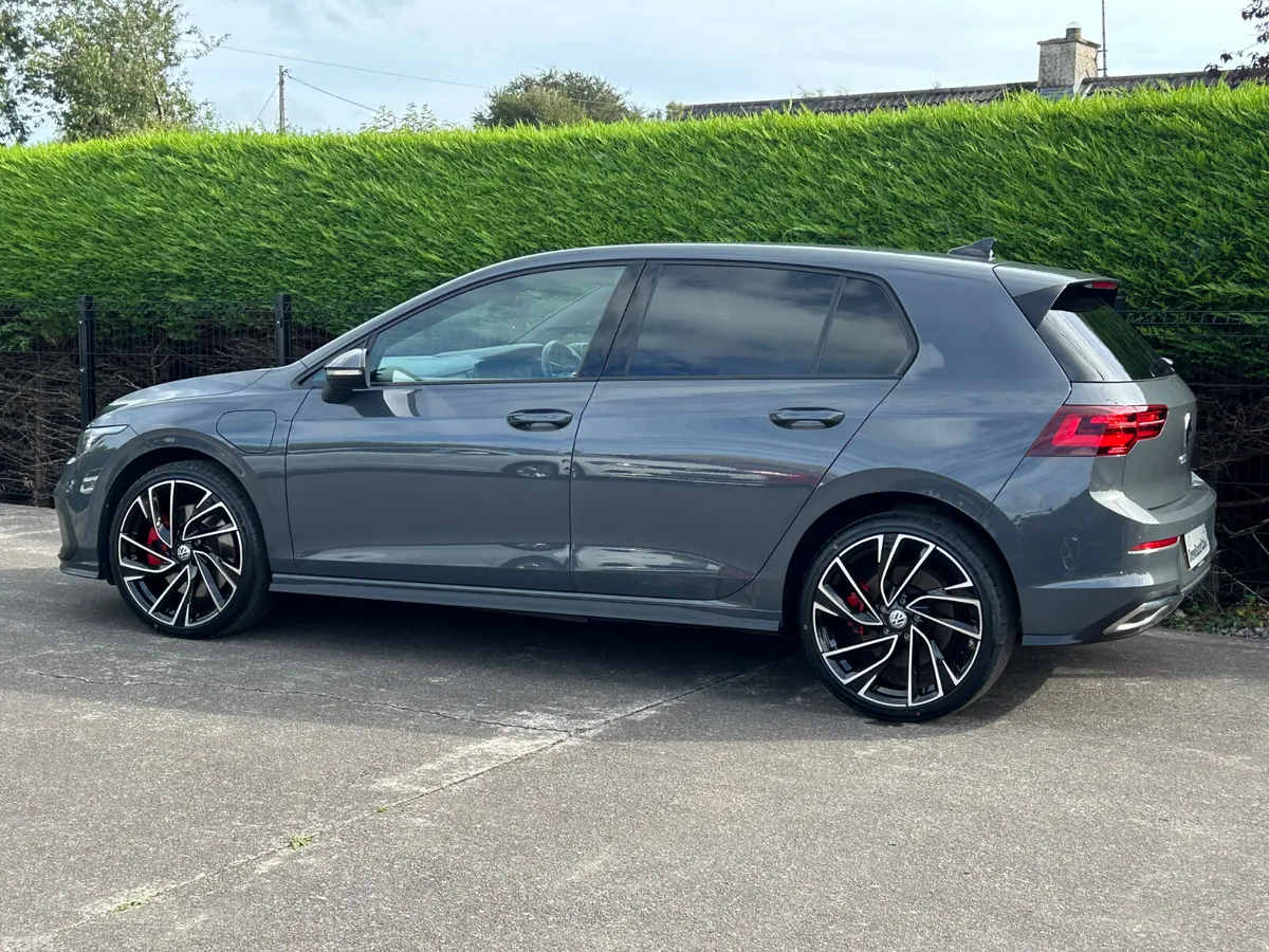 Volkswagen Golf Hatchback, Petrol Hybrid, 2021, Grey