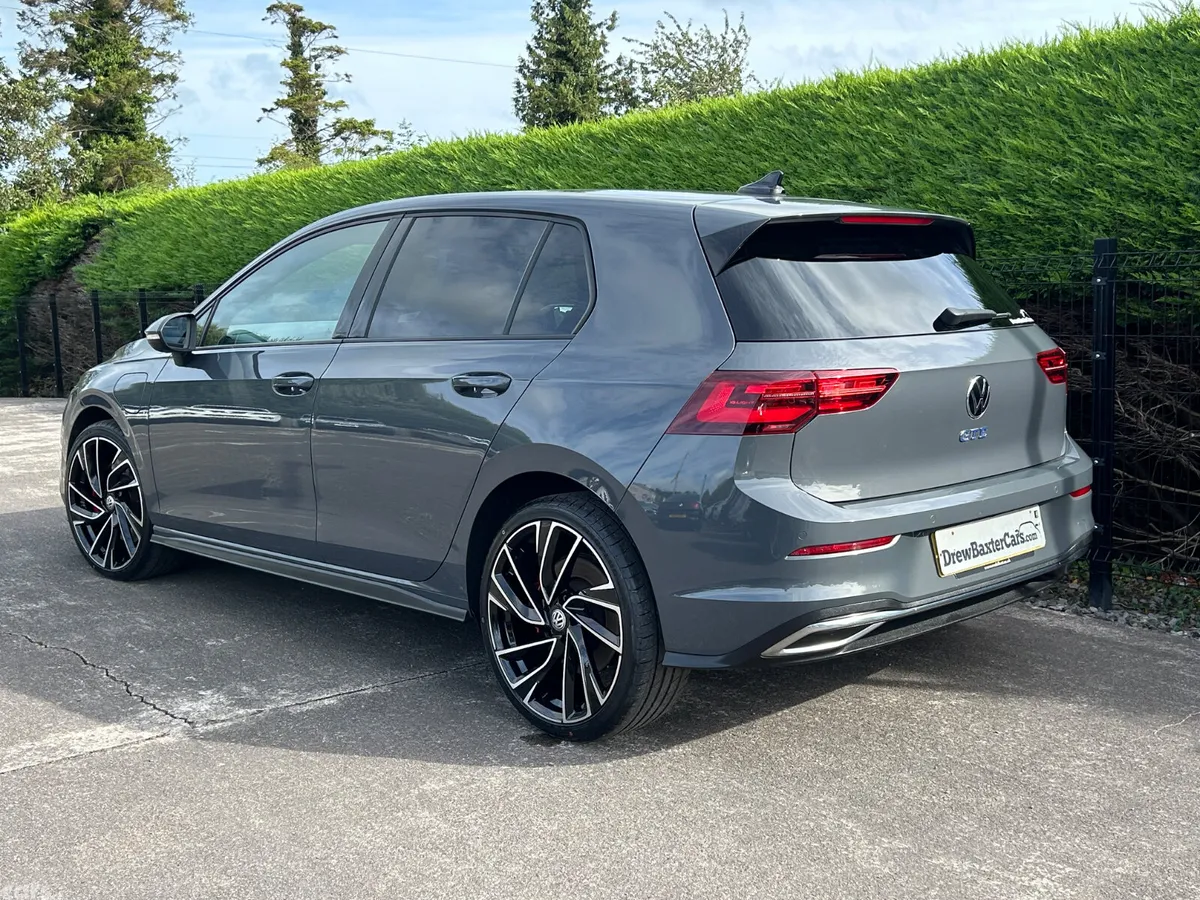 Volkswagen Golf Hatchback, Petrol Hybrid, 2021, Grey