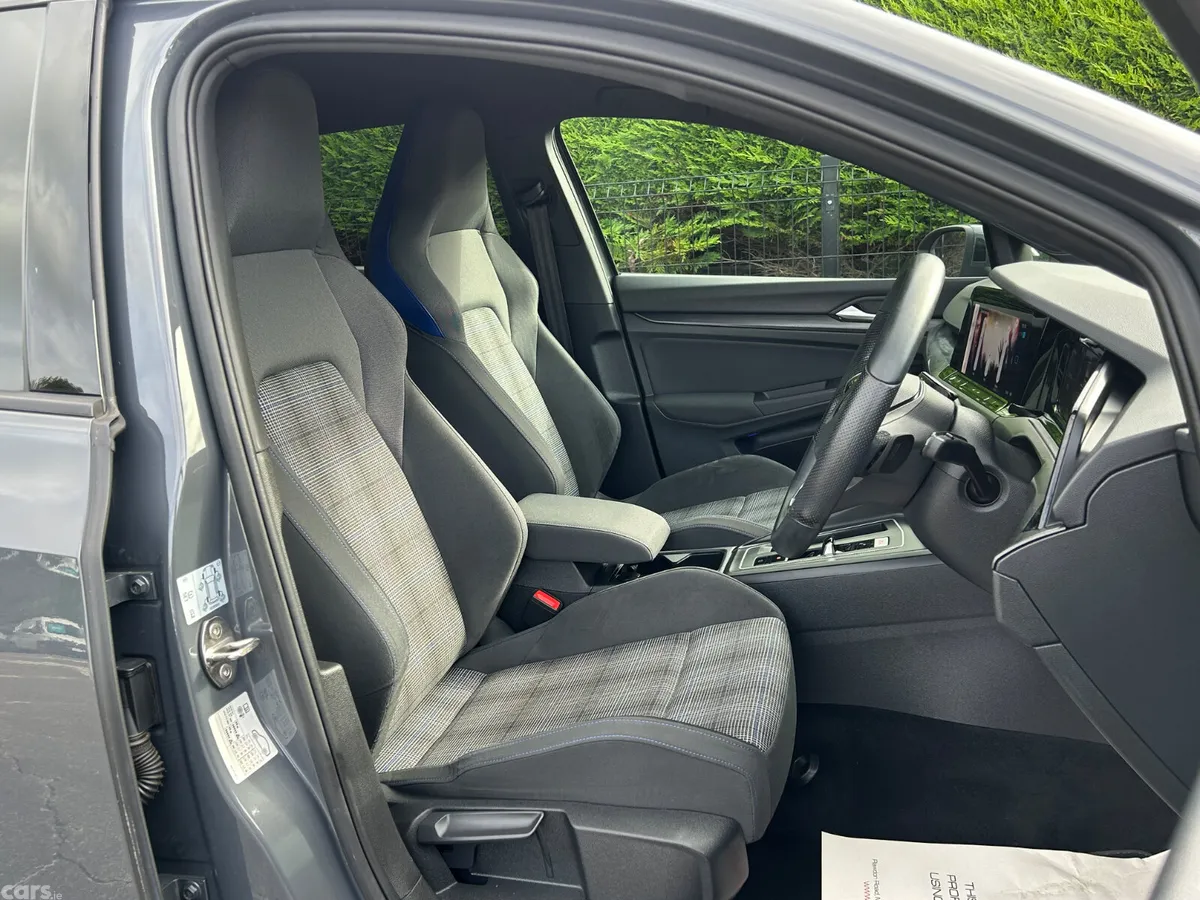 Volkswagen Golf Hatchback, Petrol Hybrid, 2021, Grey