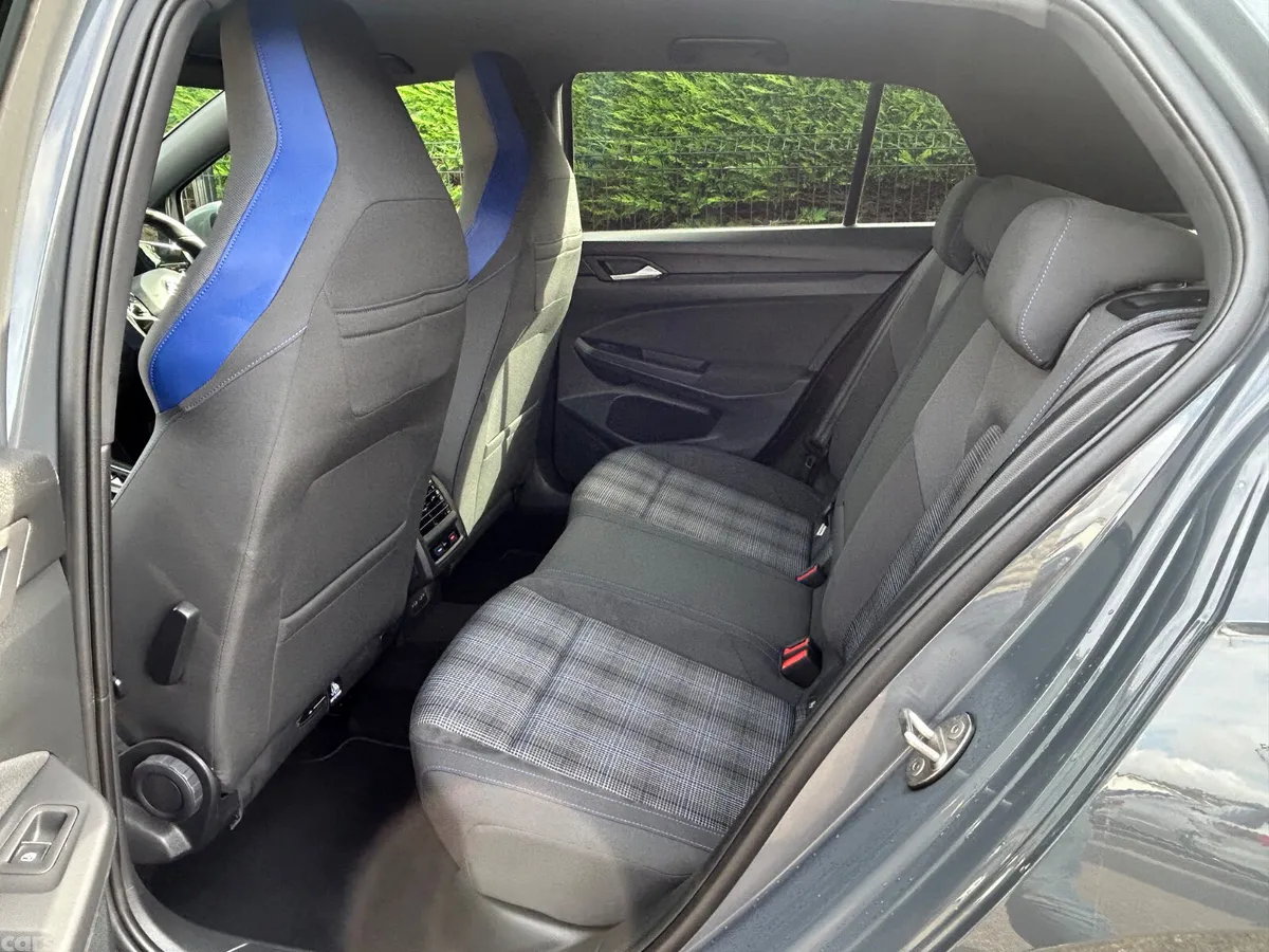 Volkswagen Golf Hatchback, Petrol Hybrid, 2021, Grey