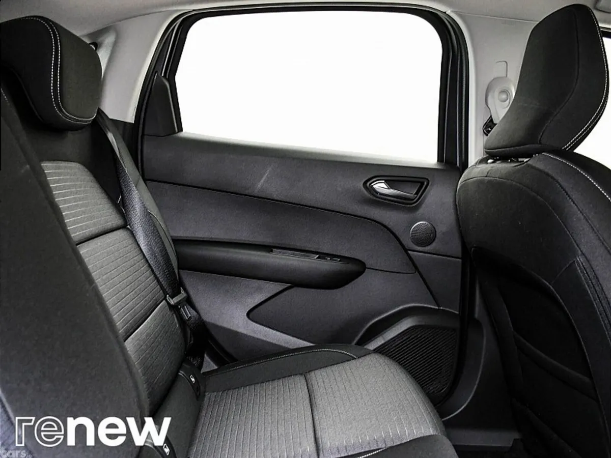 Renault Arkana SUV, Petrol, 2023, Grey