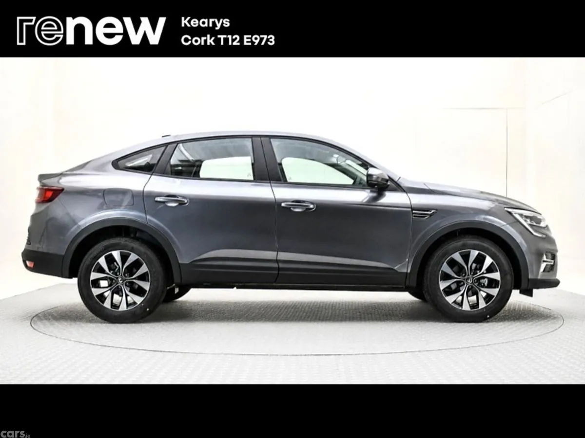Renault Arkana SUV, Petrol, 2023, Grey