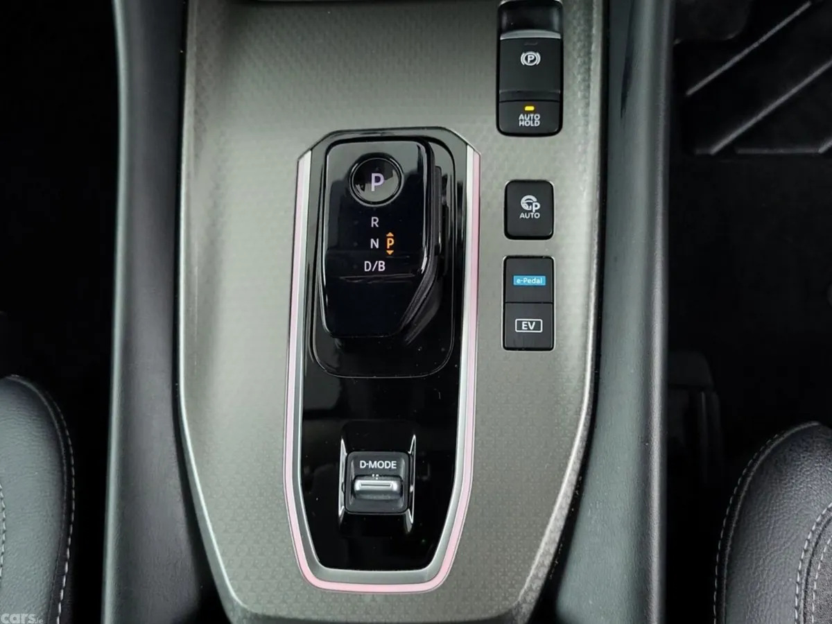 Nissan Qashqai MPV, Petrol Hybrid, 2026, Grey