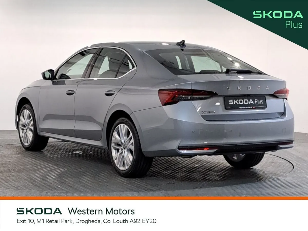 Skoda Octavia Saloon, Petrol, 2026, Silver