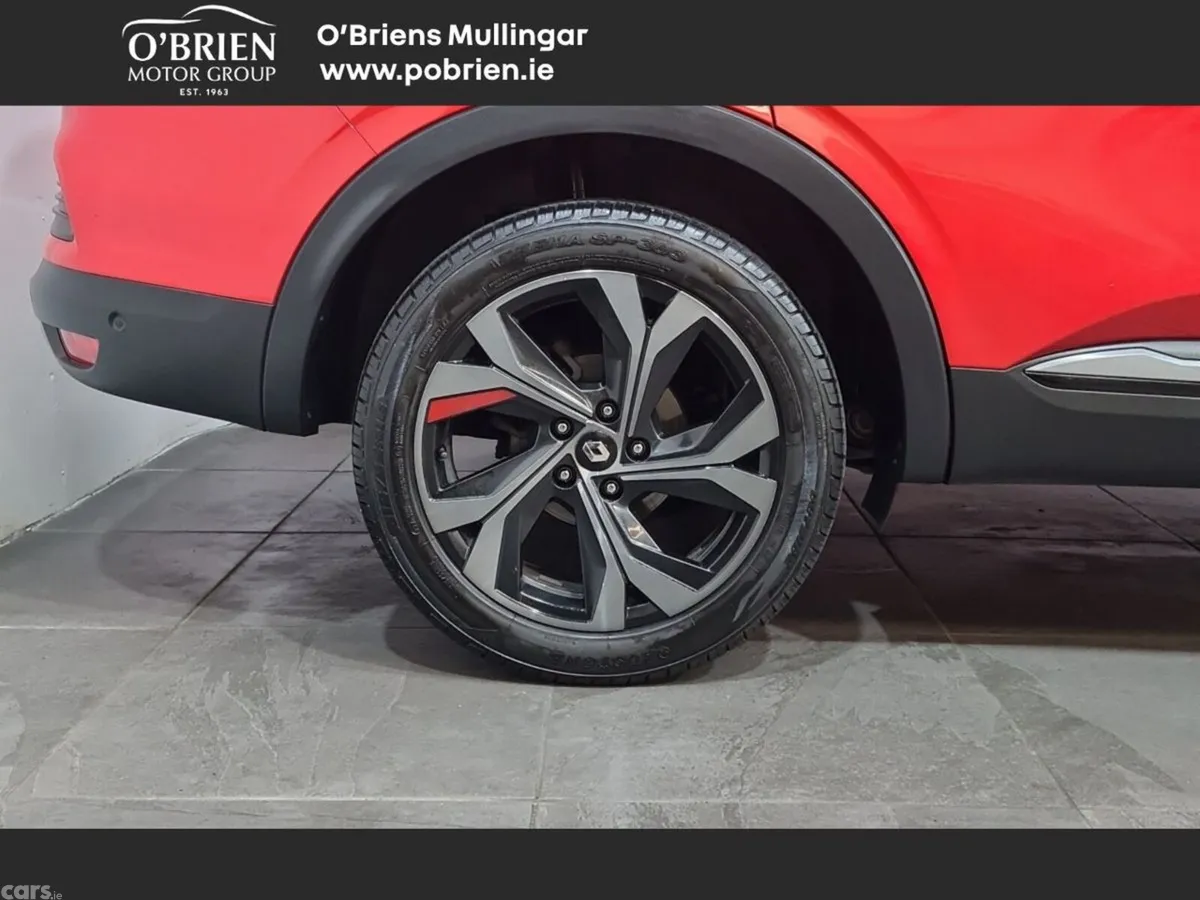 Renault Arkana Hatchback, Petrol, 2021, Red
