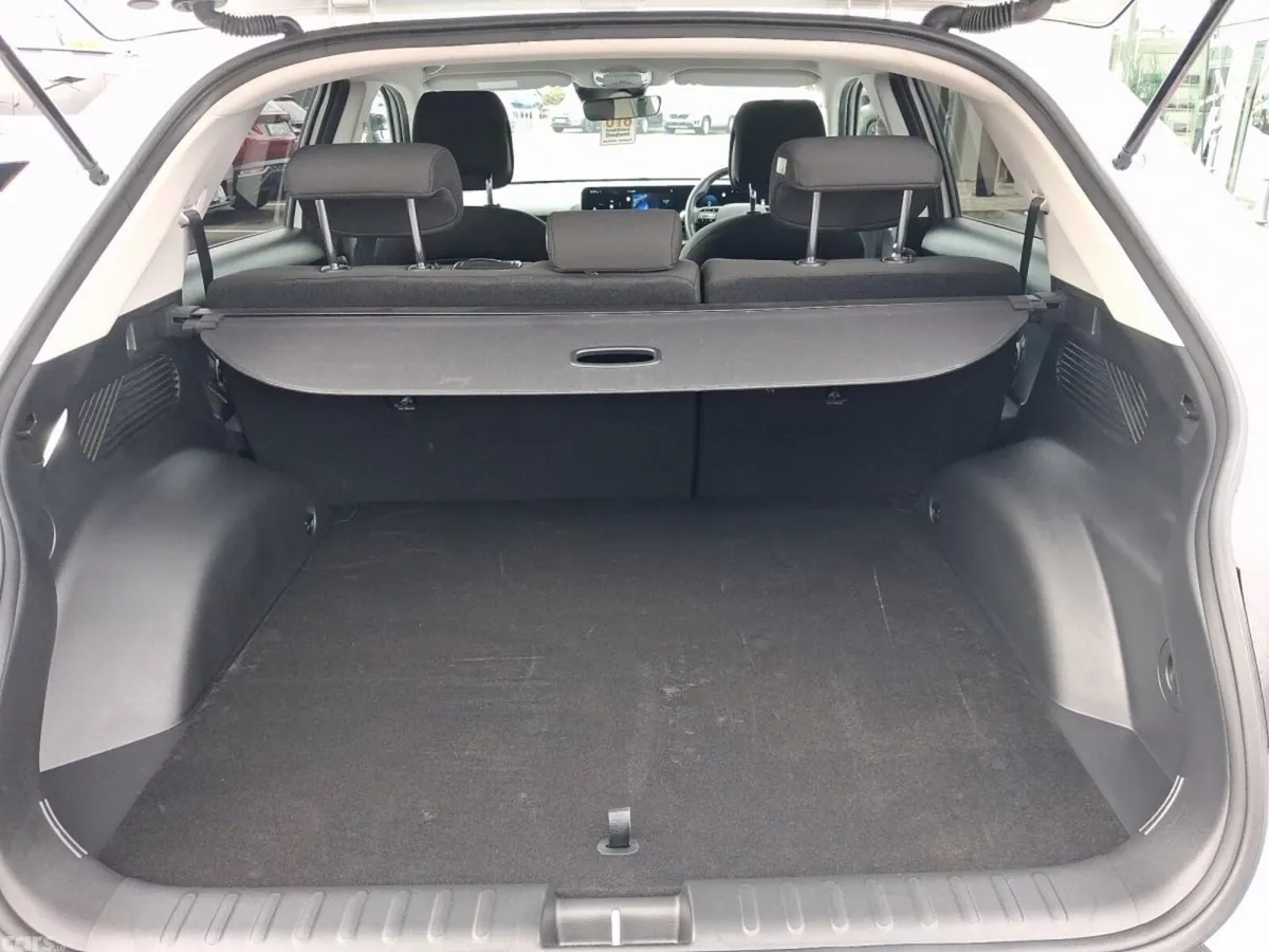 Hyundai IONIQ 5 MPV, Electric, 2026, White