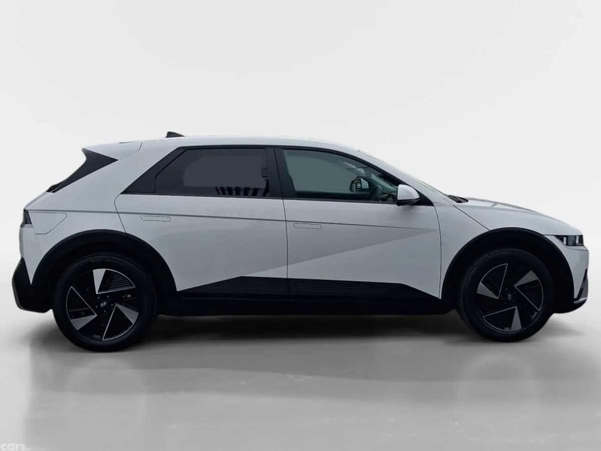 Hyundai IONIQ 5 MPV, Electric, 2026, White
