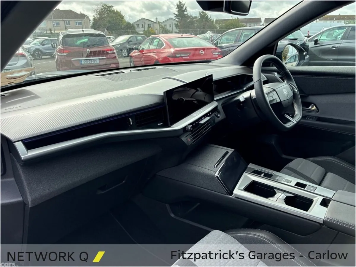 Opel Grandland SUV, Petrol Hybrid, 2026, Green