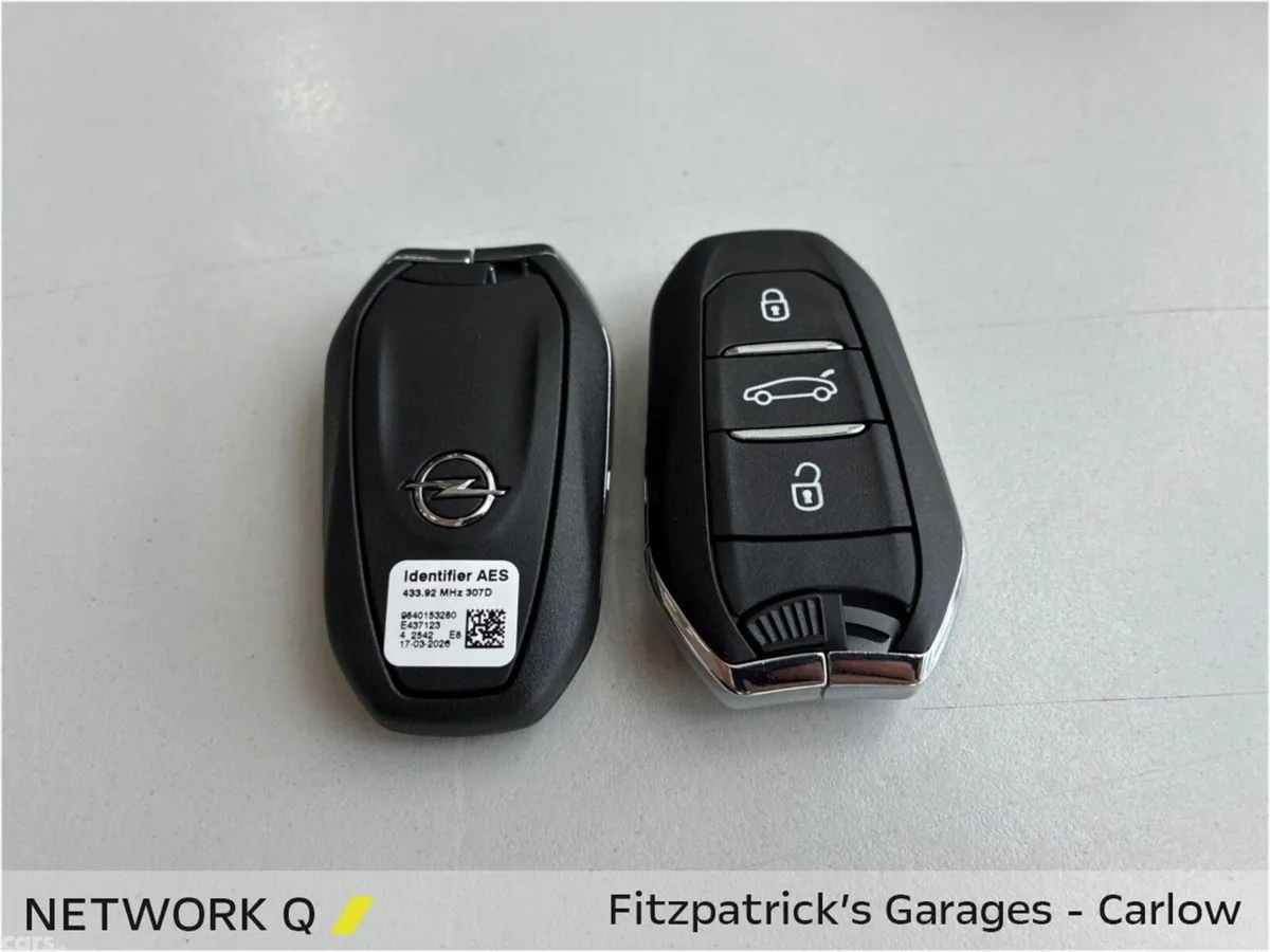 Opel Grandland SUV, Petrol Hybrid, 2026, Green