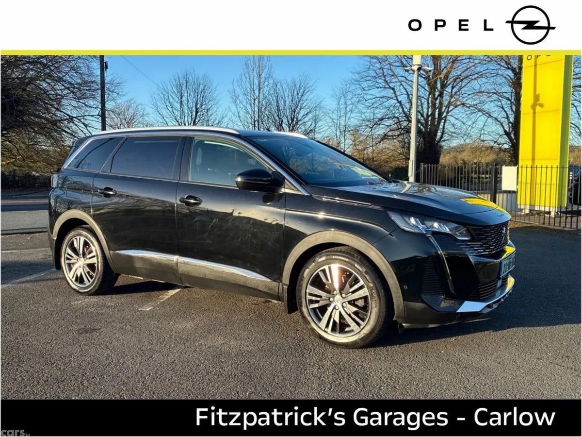 Peugeot 5008 MPV, Diesel, 2021, Black