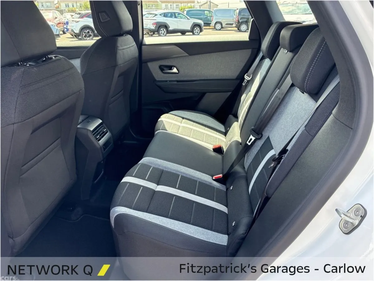 Opel Grandland SUV, Petrol, 2026, White