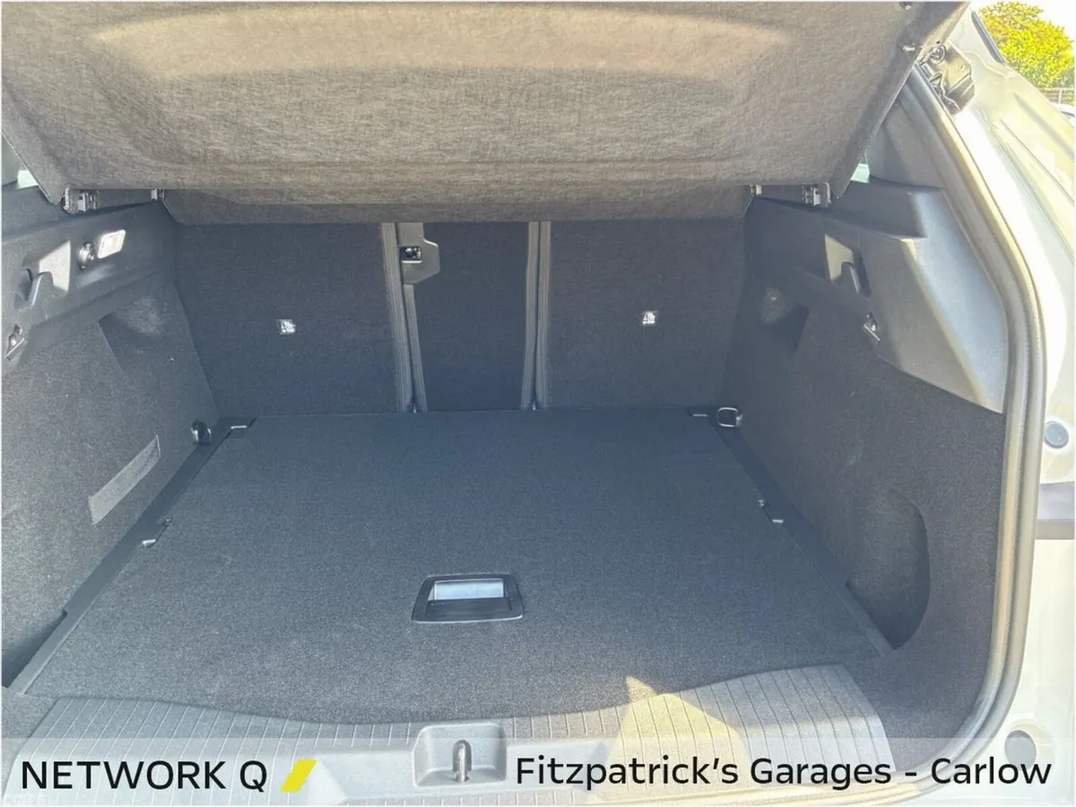 Opel Grandland SUV, Petrol, 2026, White