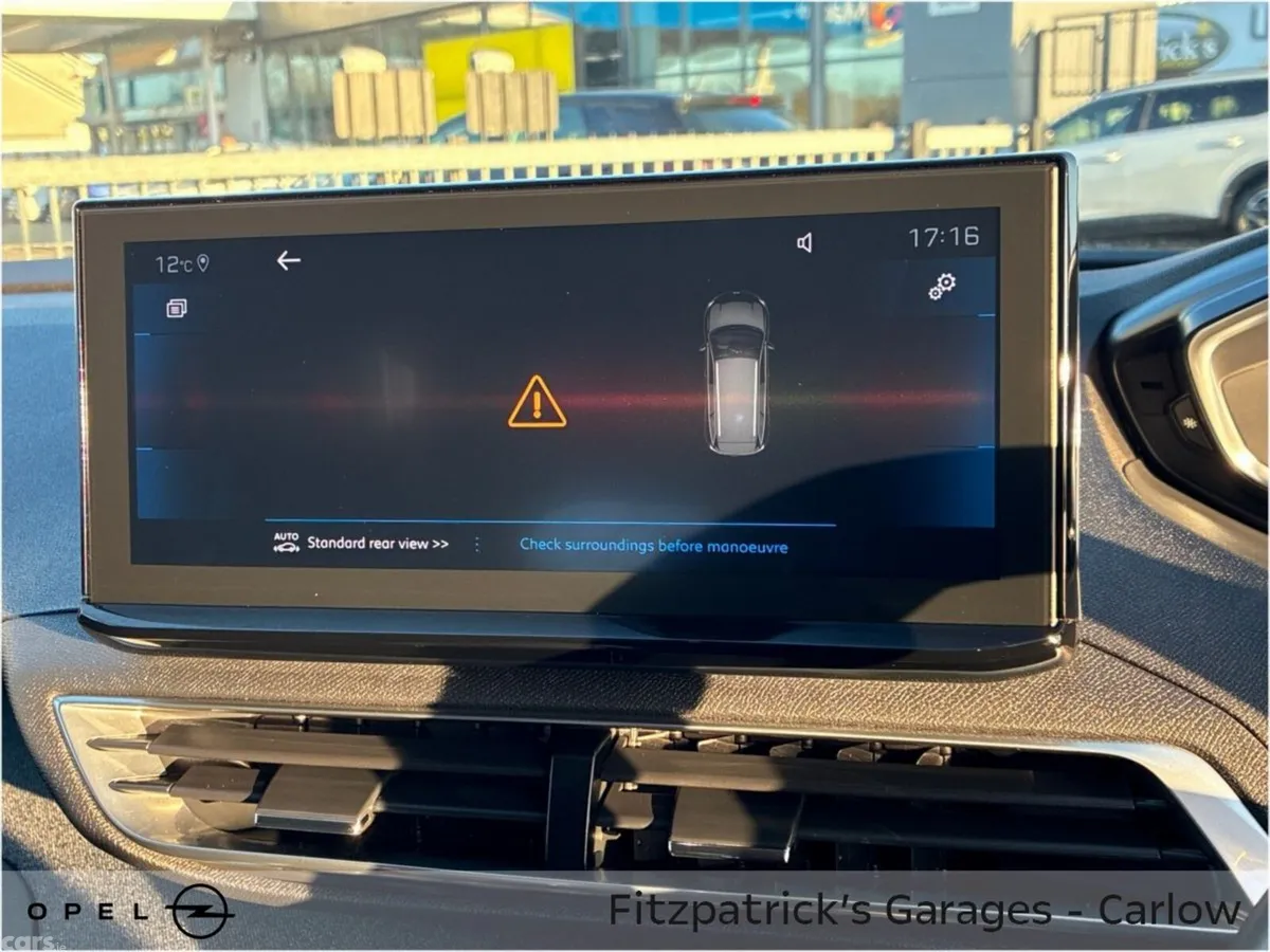 Peugeot 5008 MPV, Diesel, 2021, Black