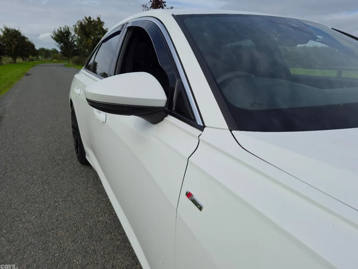 Audi A6 Saloon, Diesel, 2018, White