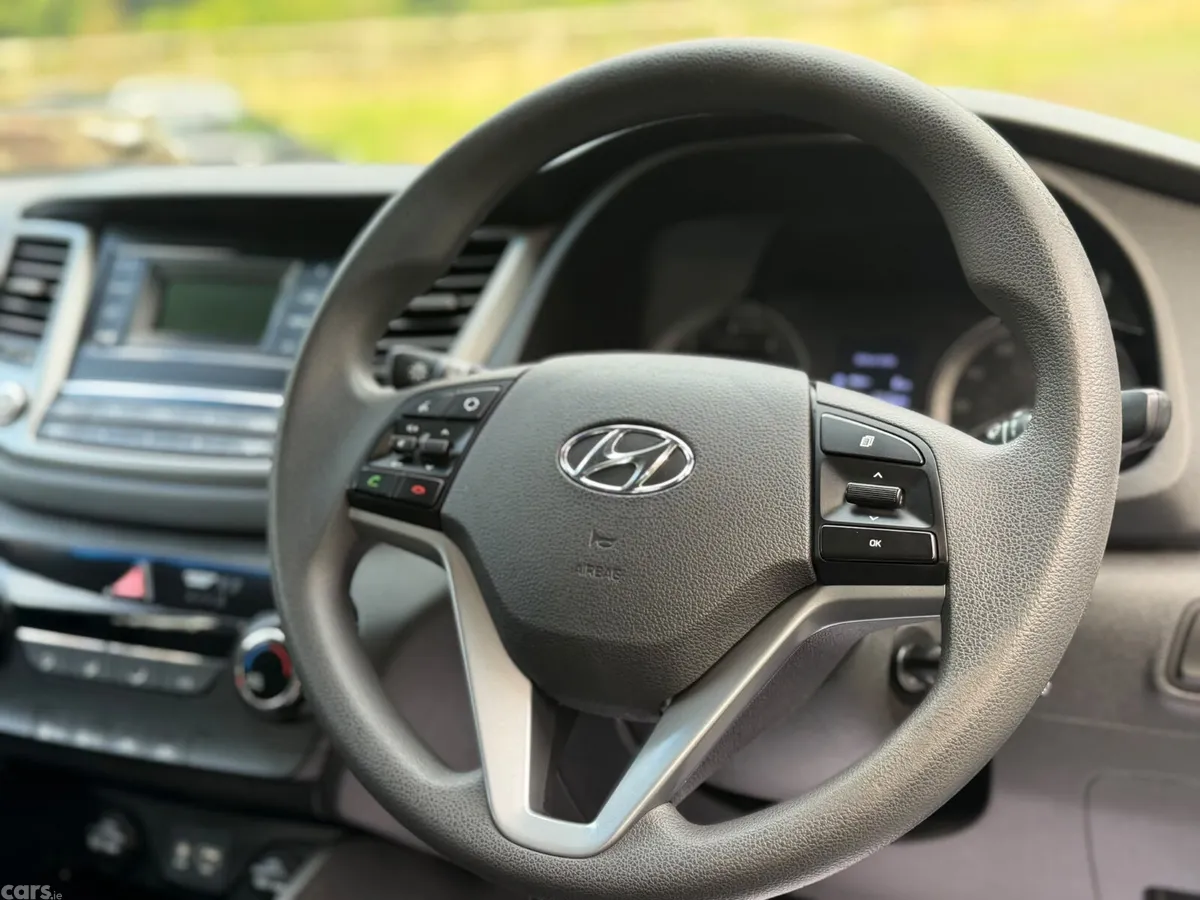 Hyundai Tucson SUV, Diesel, 2017, Blue
