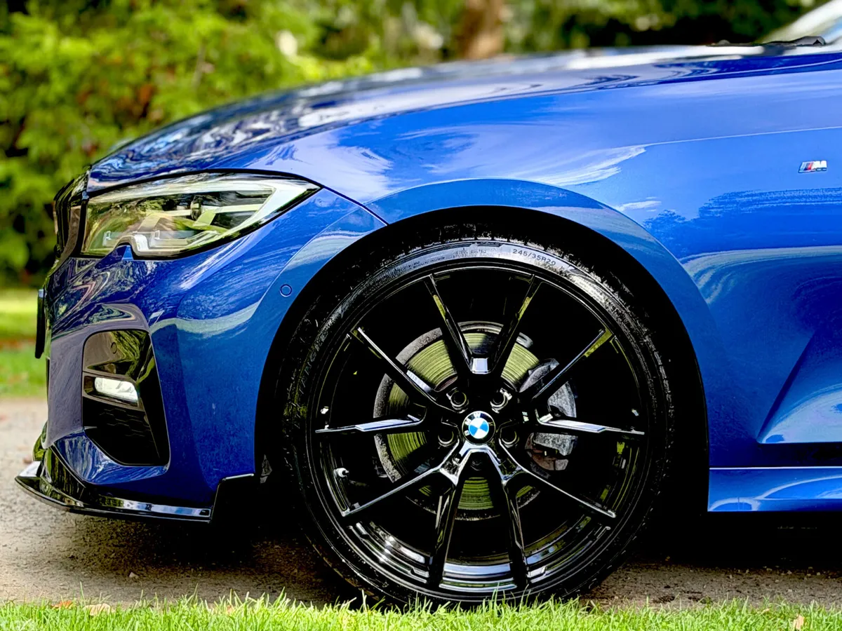 BMW 3-Series Estate, Diesel, 2022, Blue