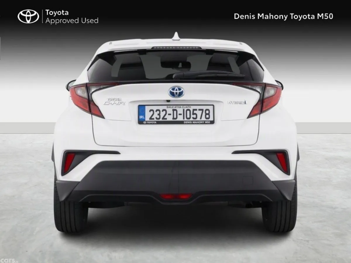 Toyota C-HR SUV, Petrol Hybrid, 2023, White