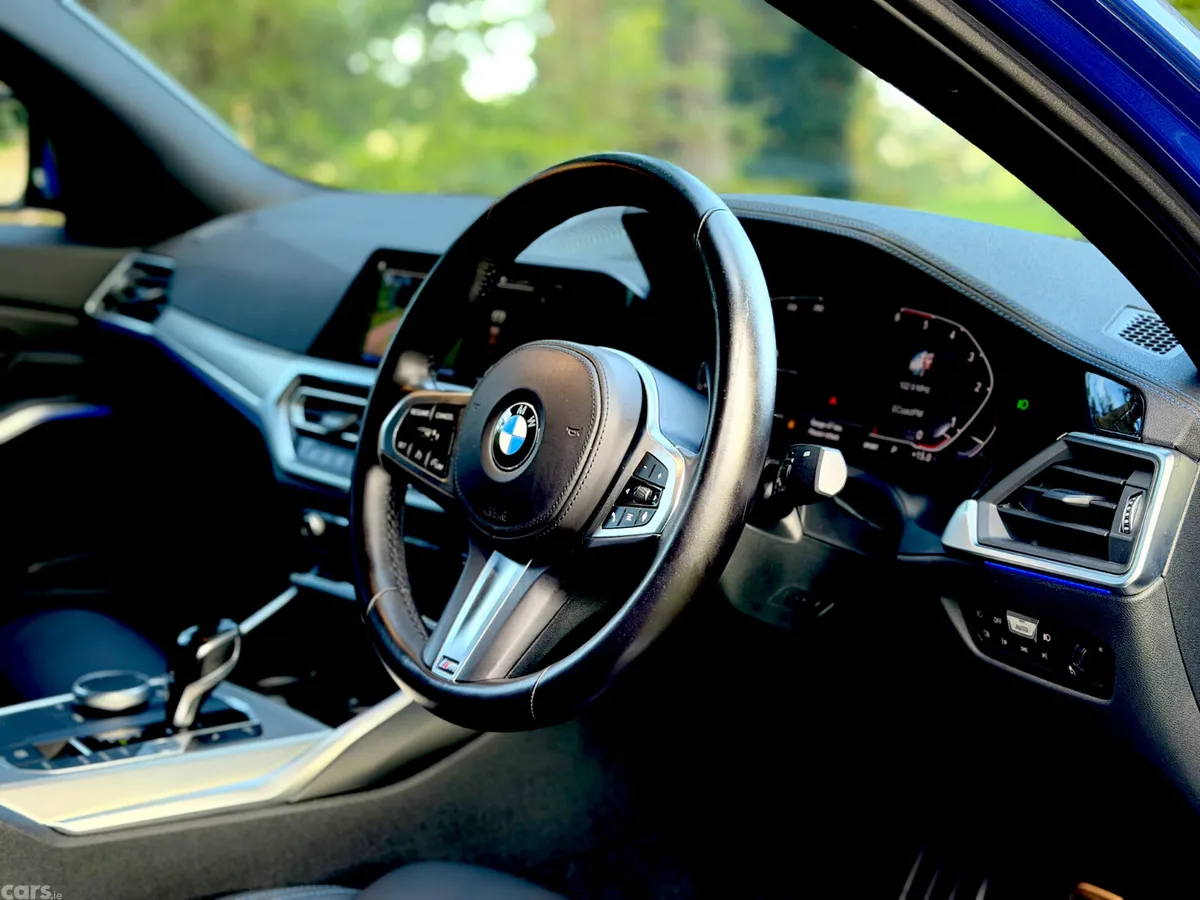 BMW 3-Series Saloon, Diesel, 2022, Blue