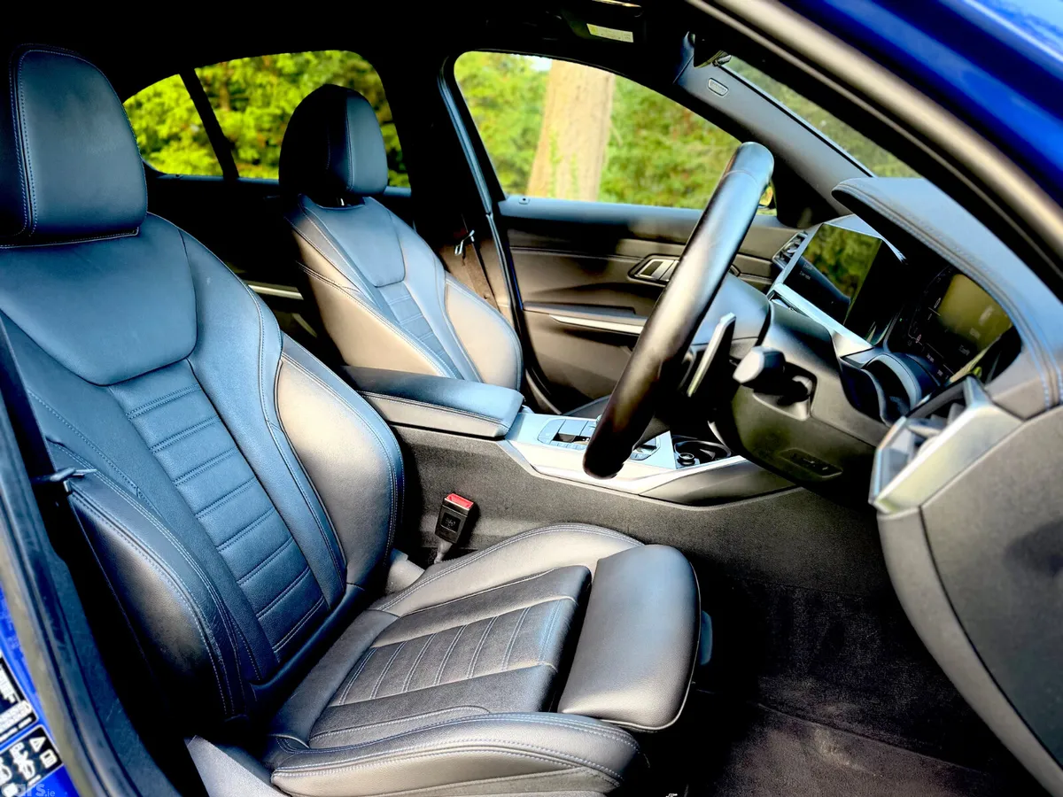 BMW 3-Series Saloon, Diesel, 2022, Blue
