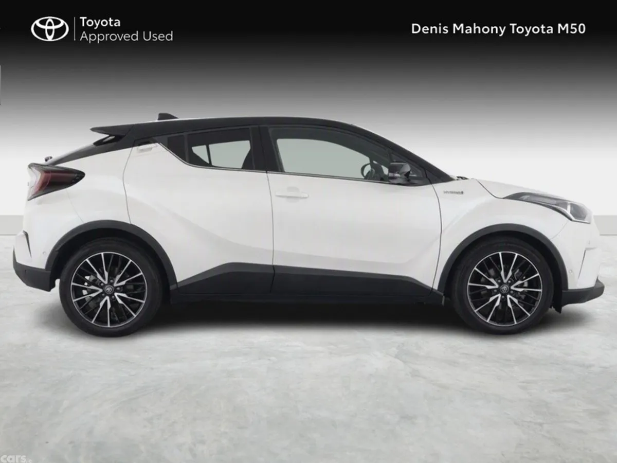 Toyota C-HR SUV, Petrol Hybrid, 2019, White