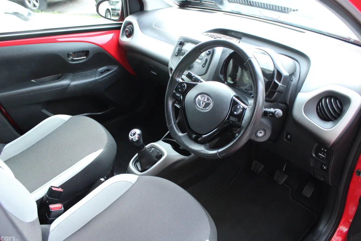 Toyota Aygo Hatchback, Petrol, 2018, Red