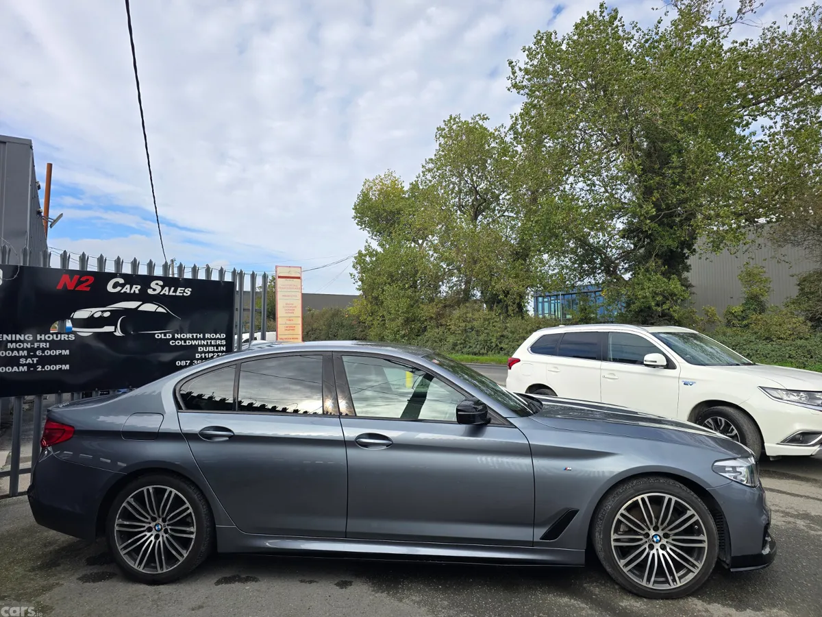 BMW 5-Series Saloon, Diesel, 2019, Blue