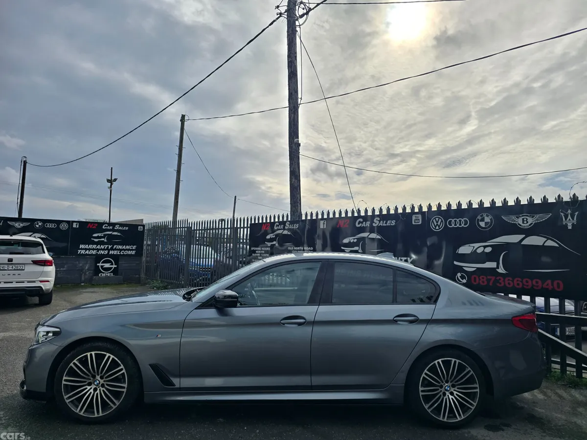 BMW 5-Series Saloon, Diesel, 2019, Blue