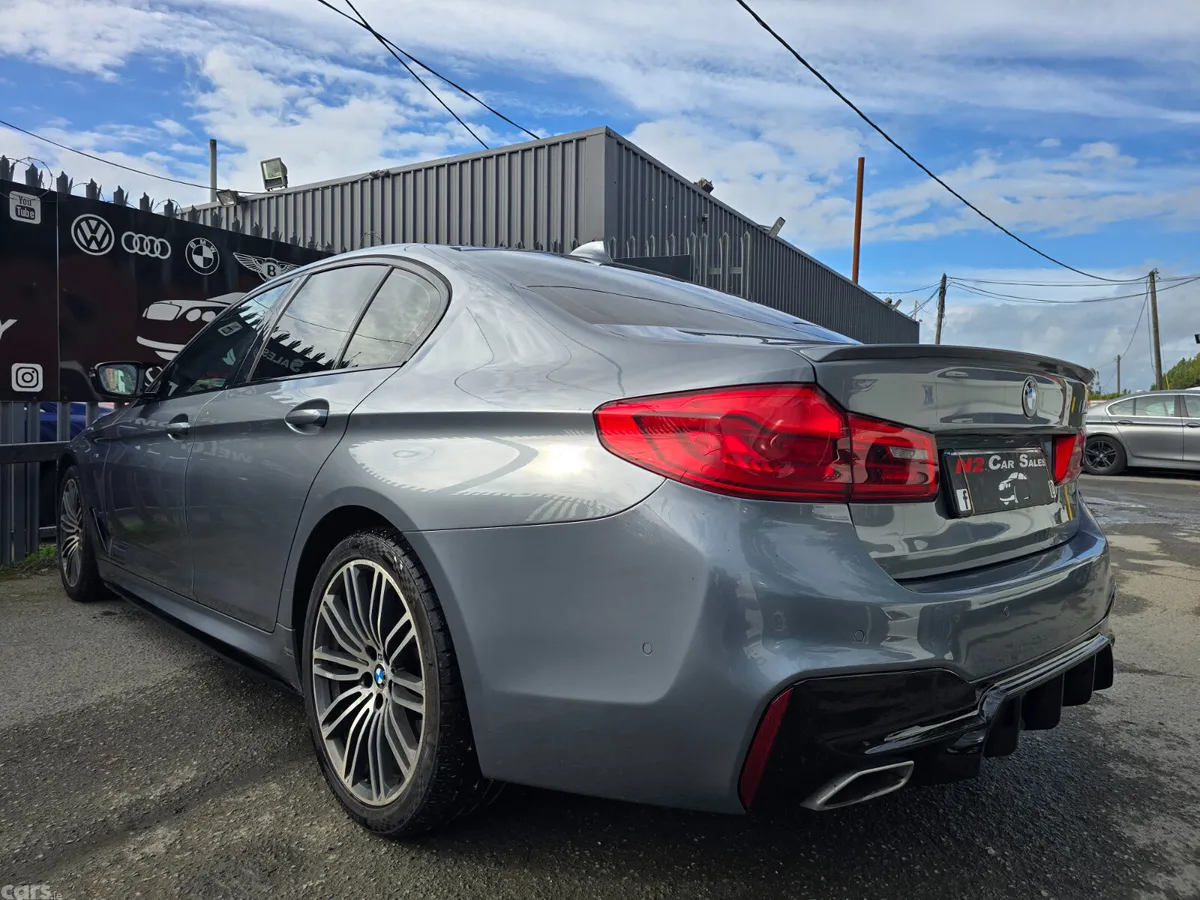 BMW 5-Series Saloon, Diesel, 2019, Blue