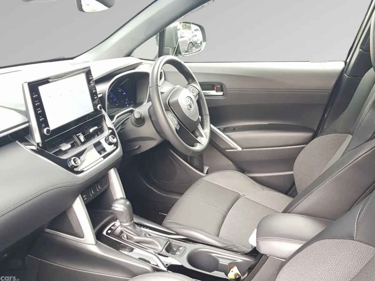 Toyota Corolla Cross SUV, Petrol Hybrid, 2022, Black