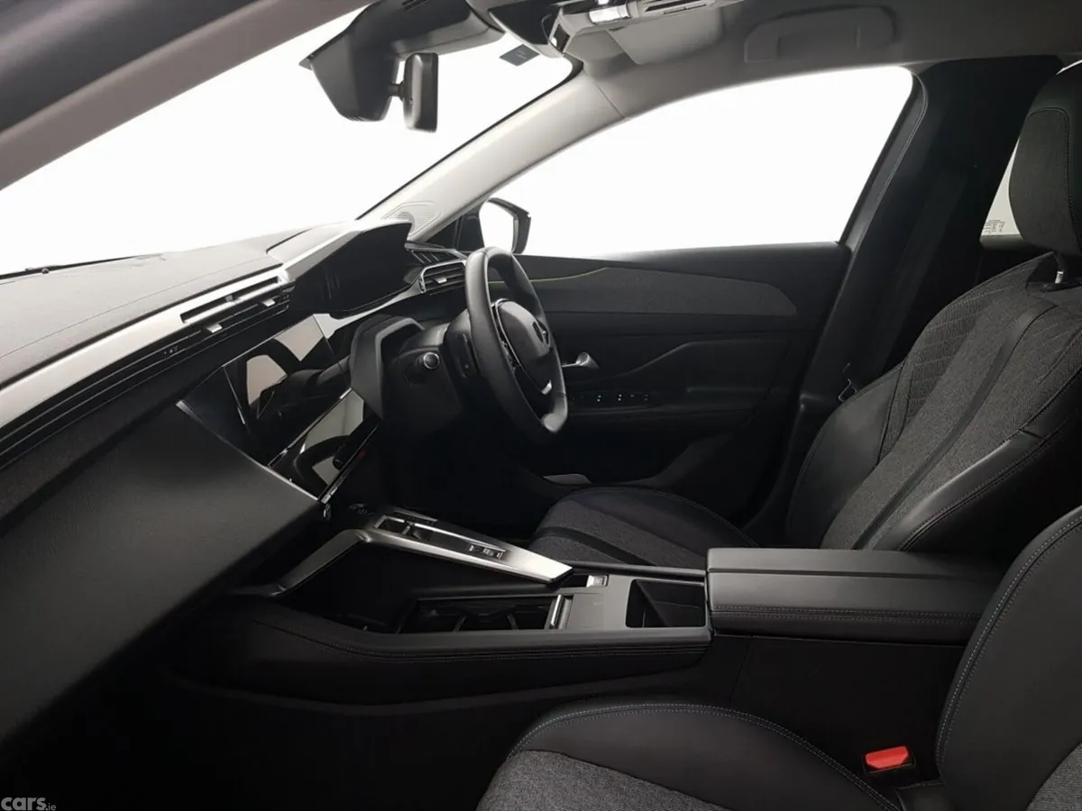 Peugeot 408 Hatchback, Petrol, 2024, Grey