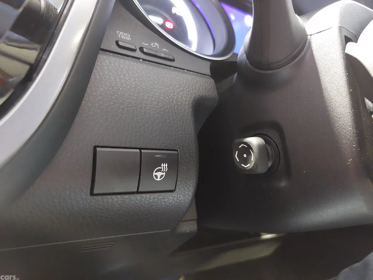 Toyota Camry Saloon, Petrol Hybrid, 2022, Grey