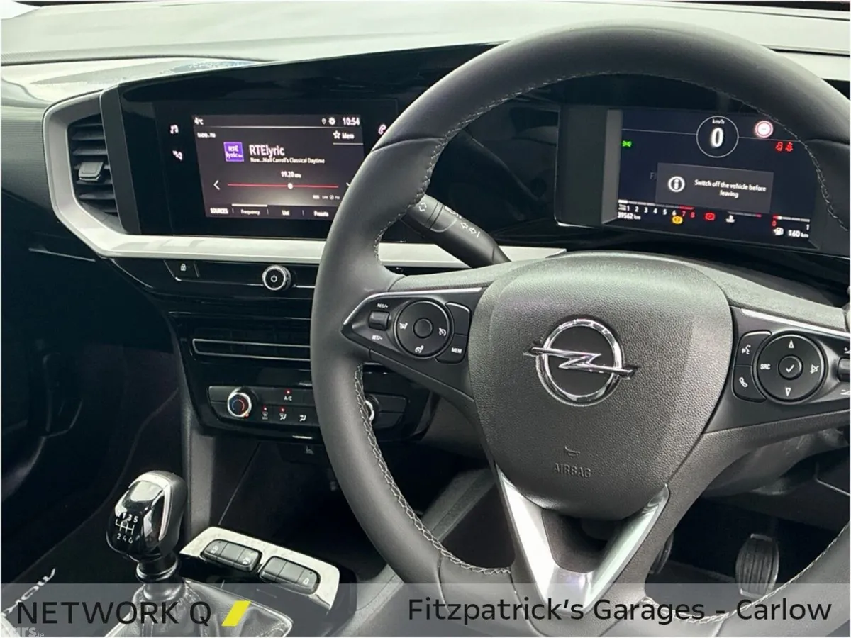 Opel Mokka SUV, Petrol, 2025, Red