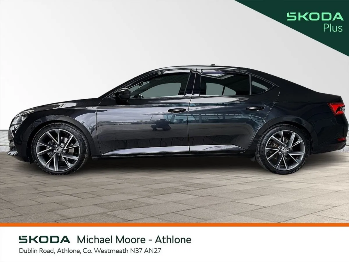 Skoda Superb Saloon, Diesel, 2023, Black