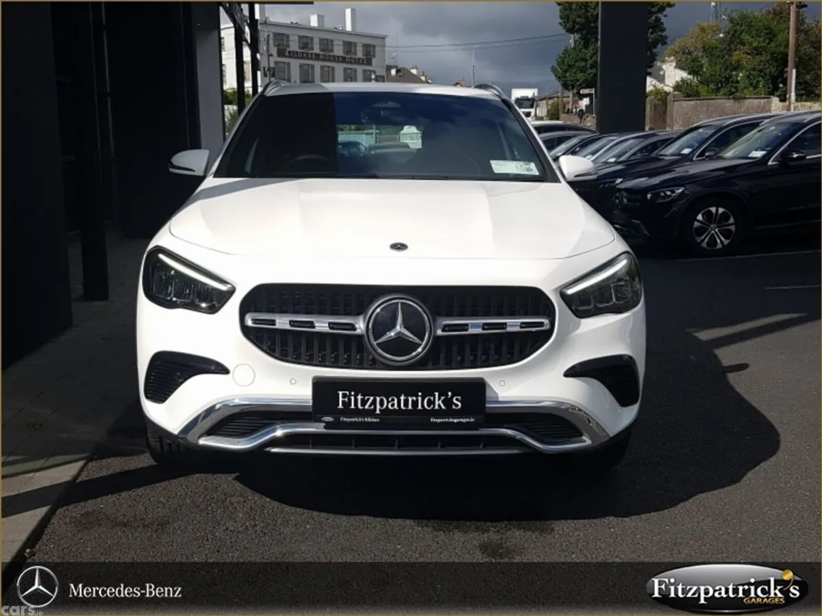 Mercedes-Benz GLA SUV, Diesel, 2024, White