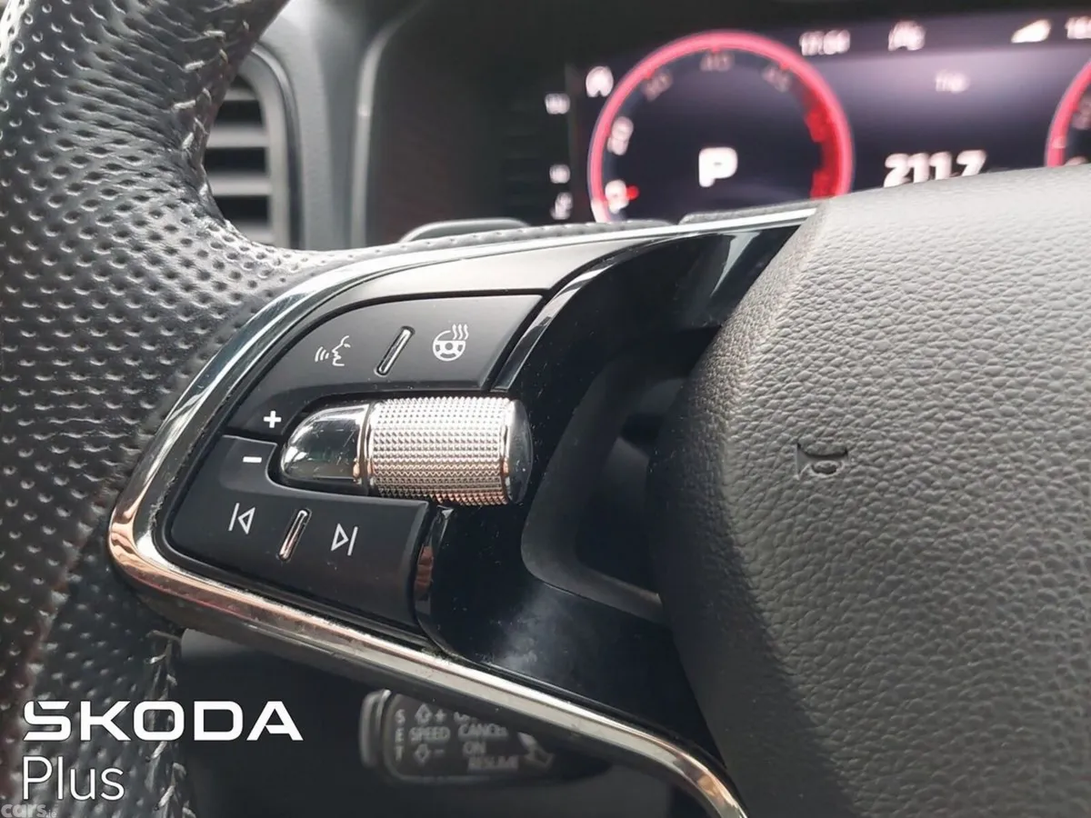 Skoda Karoq SUV, Diesel, 2024, Grey
