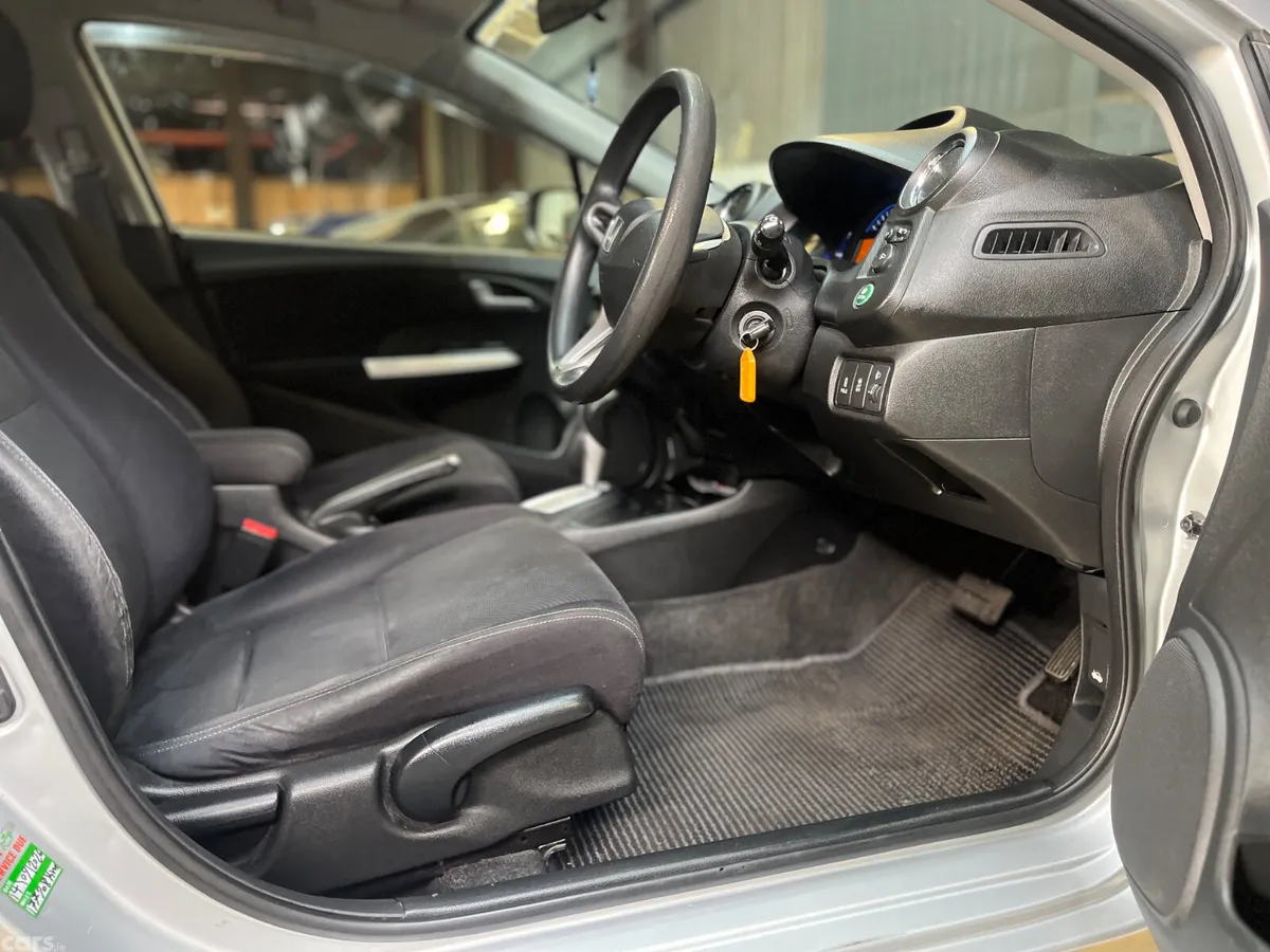 Honda Insight Hatchback, Petrol Hybrid, 2013, Silver