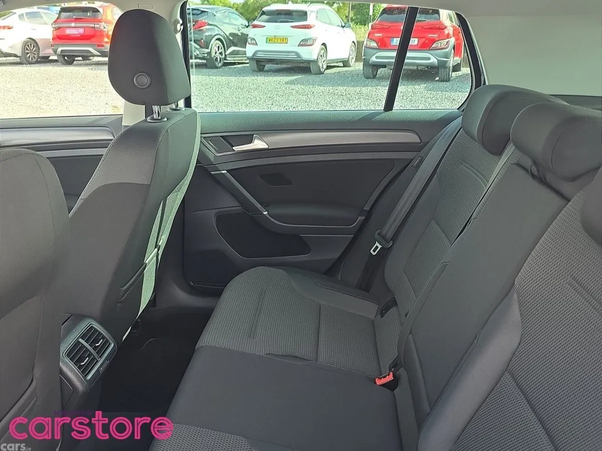 Volkswagen Golf Hatchback, Petrol, 2018, Blue