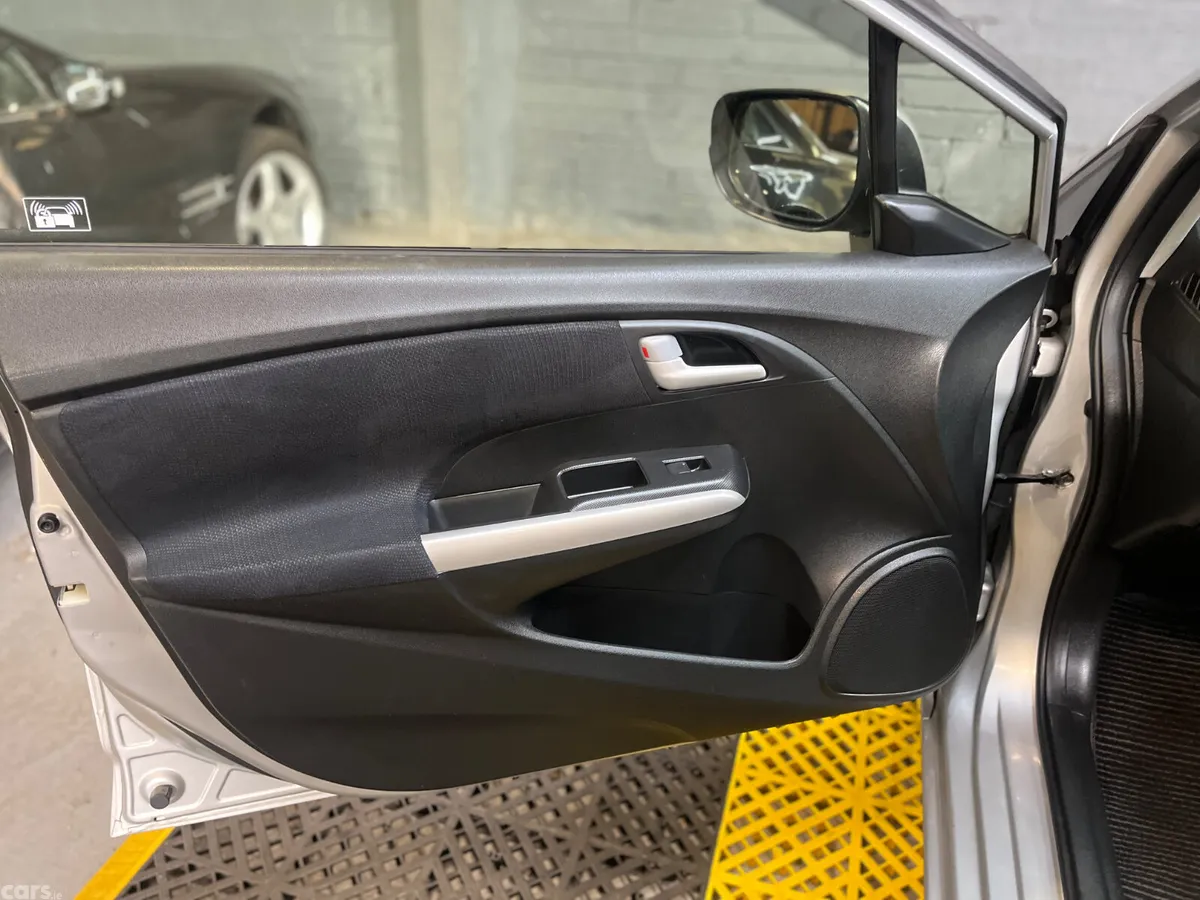 Honda Insight Hatchback, Petrol Hybrid, 2013, Silver