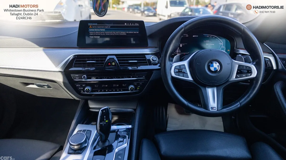 BMW 5-Series Saloon, Petrol Plug-in Hybrid, 2019, Grey