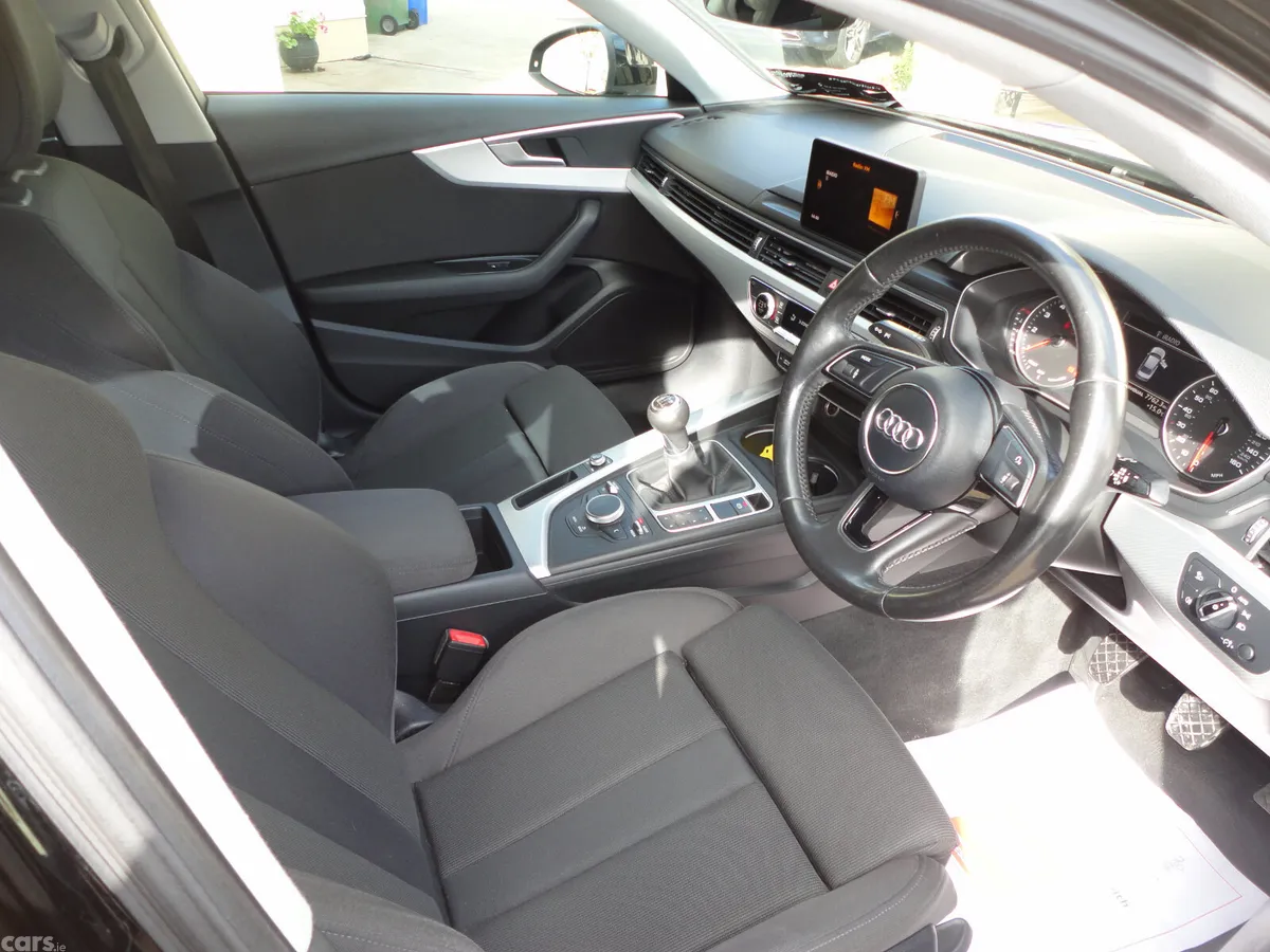 Audi A4 Saloon, Petrol, 2016, Black